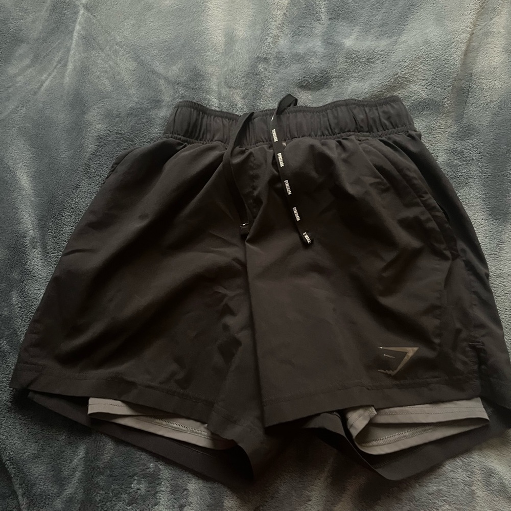 Gymshark 2 in 1 shorts black and gray size small